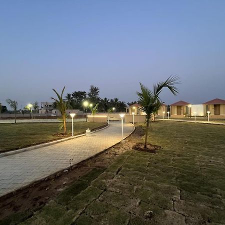 Shree Jalaram Resort Kodae Exterior photo