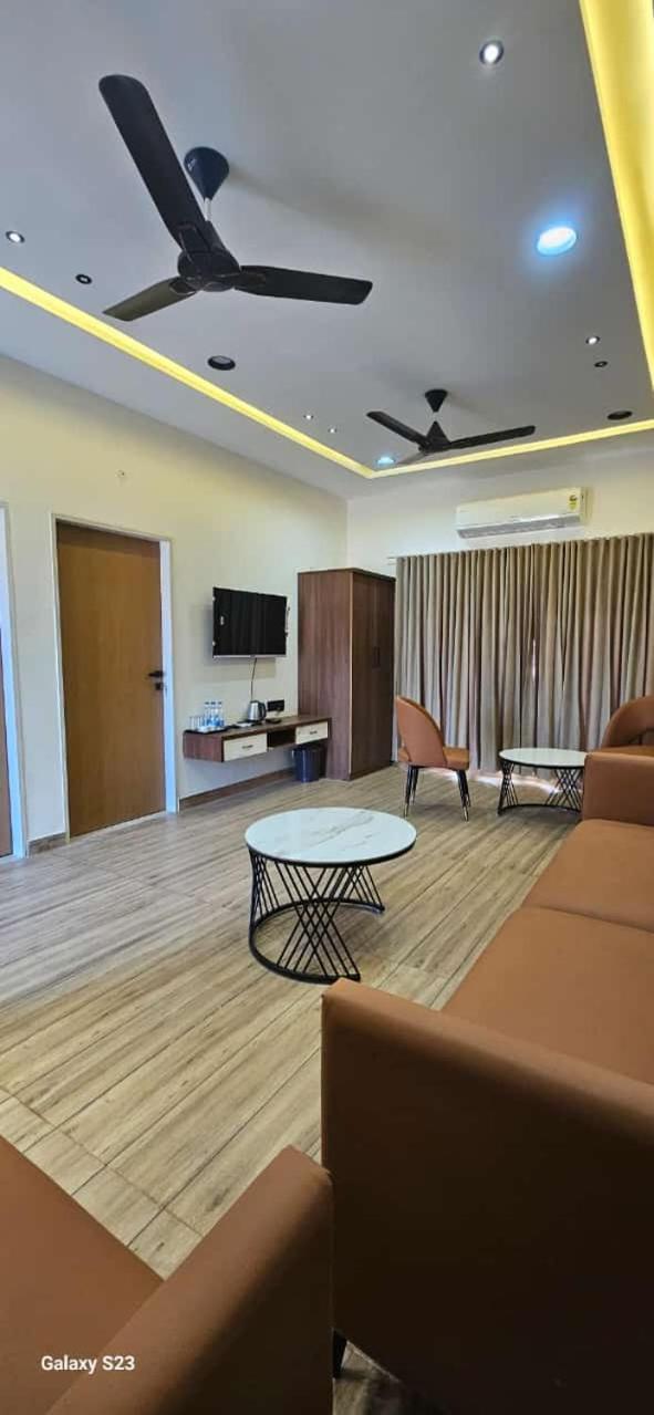 Shree Jalaram Resort Kodae Exterior photo
