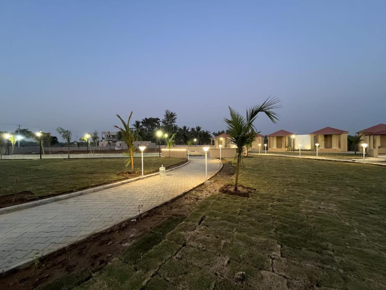 Shree Jalaram Resort Kodae Exterior photo